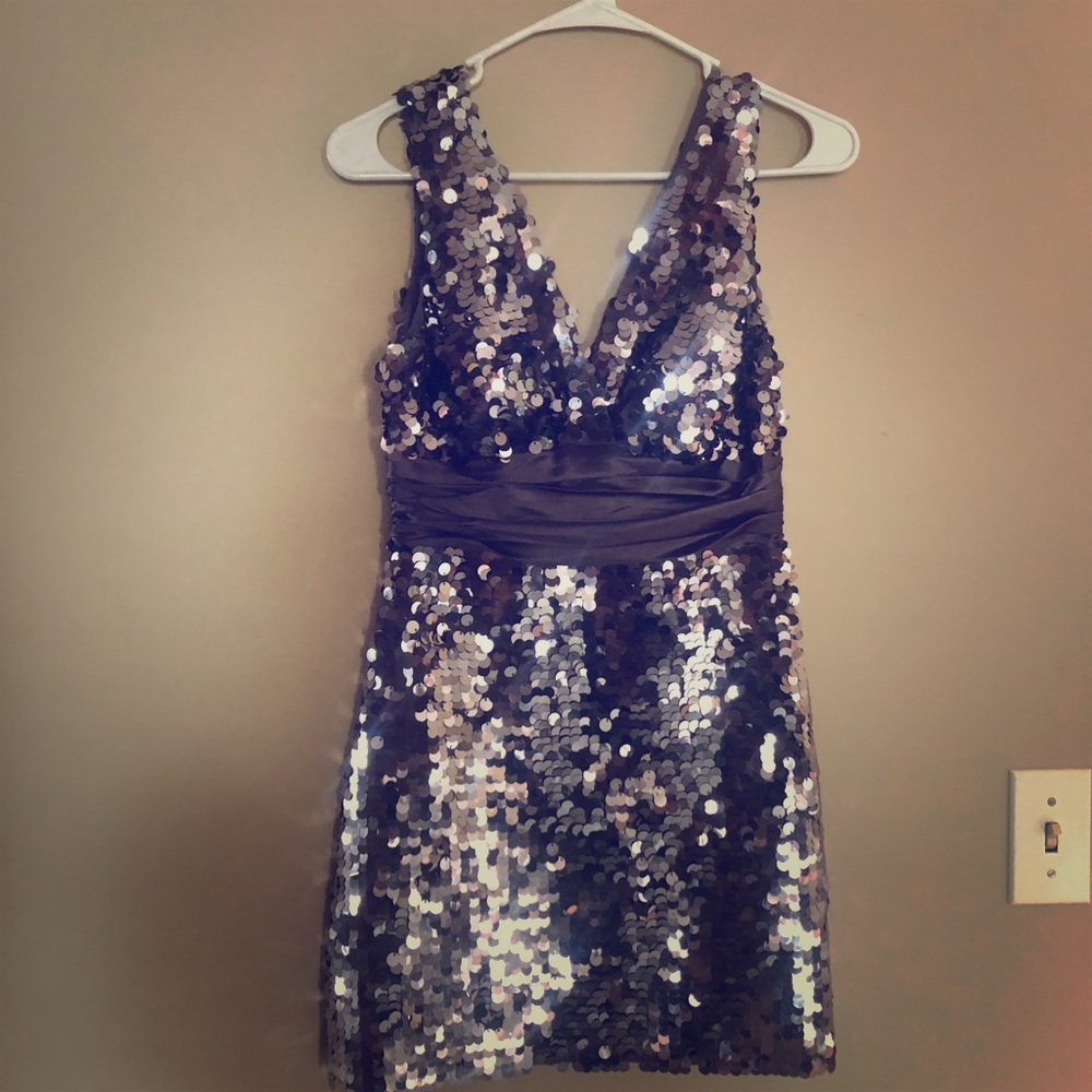 Forever 21 Sparkly New year’s eve dress💃🏻✨